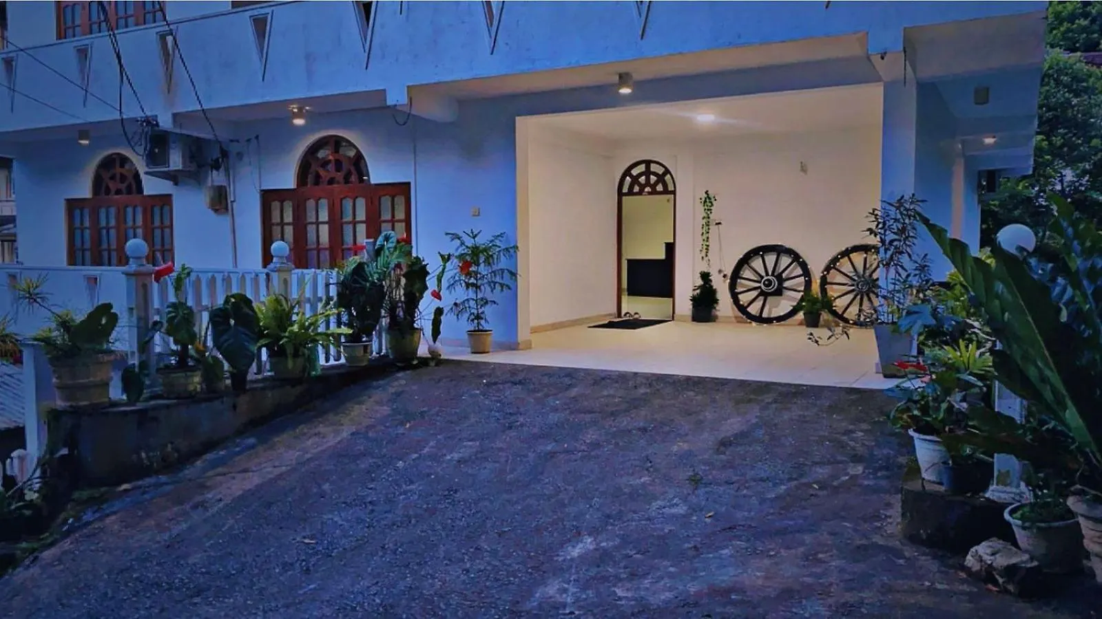 New Nethmi Villa Kandy