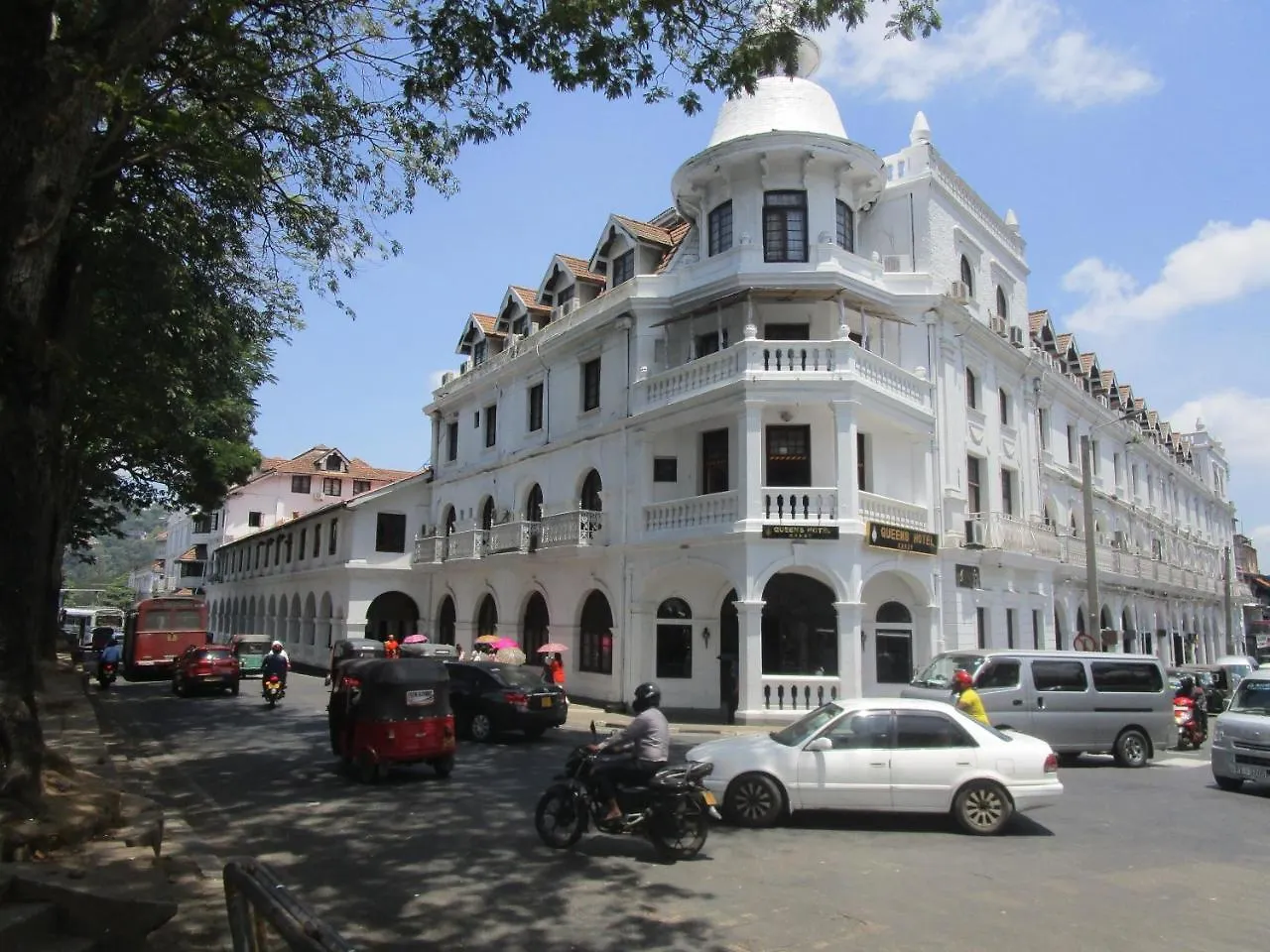 New Nethmi Villa Kandy Hotel